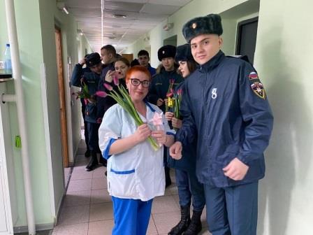 Й