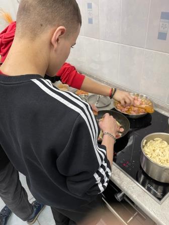Й
