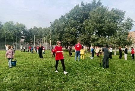 н