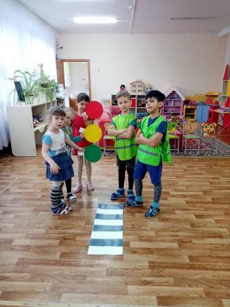 Й