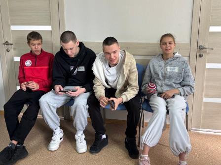 Й