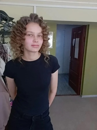 н