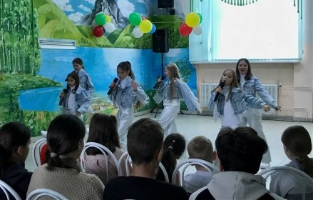 Й