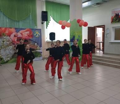 Й