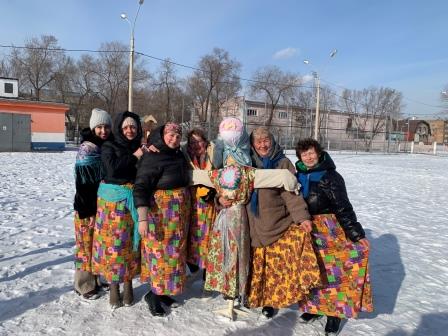 й
